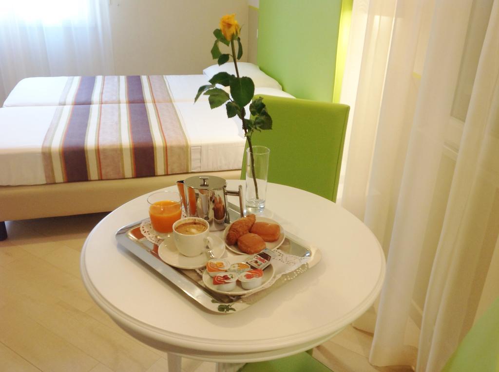 Hotel Souvenir Monterosso al Mare Værelse billede